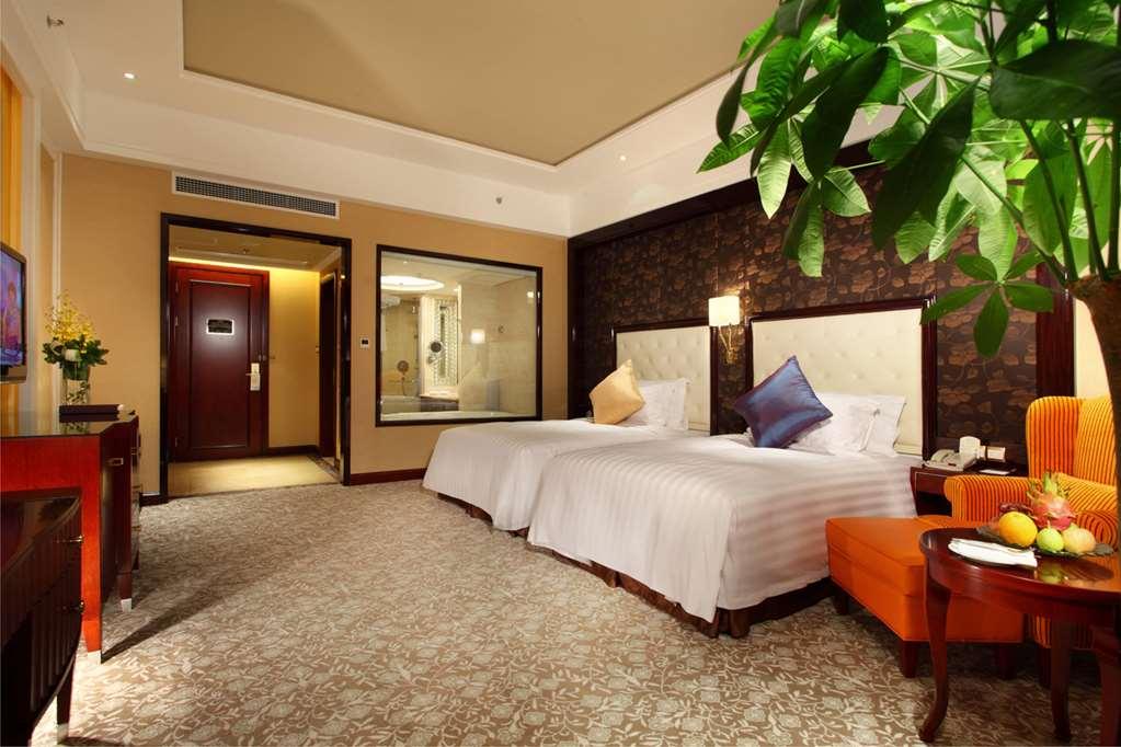 Wyndham Grand Plaza Royale Palace Chengdu Room photo
