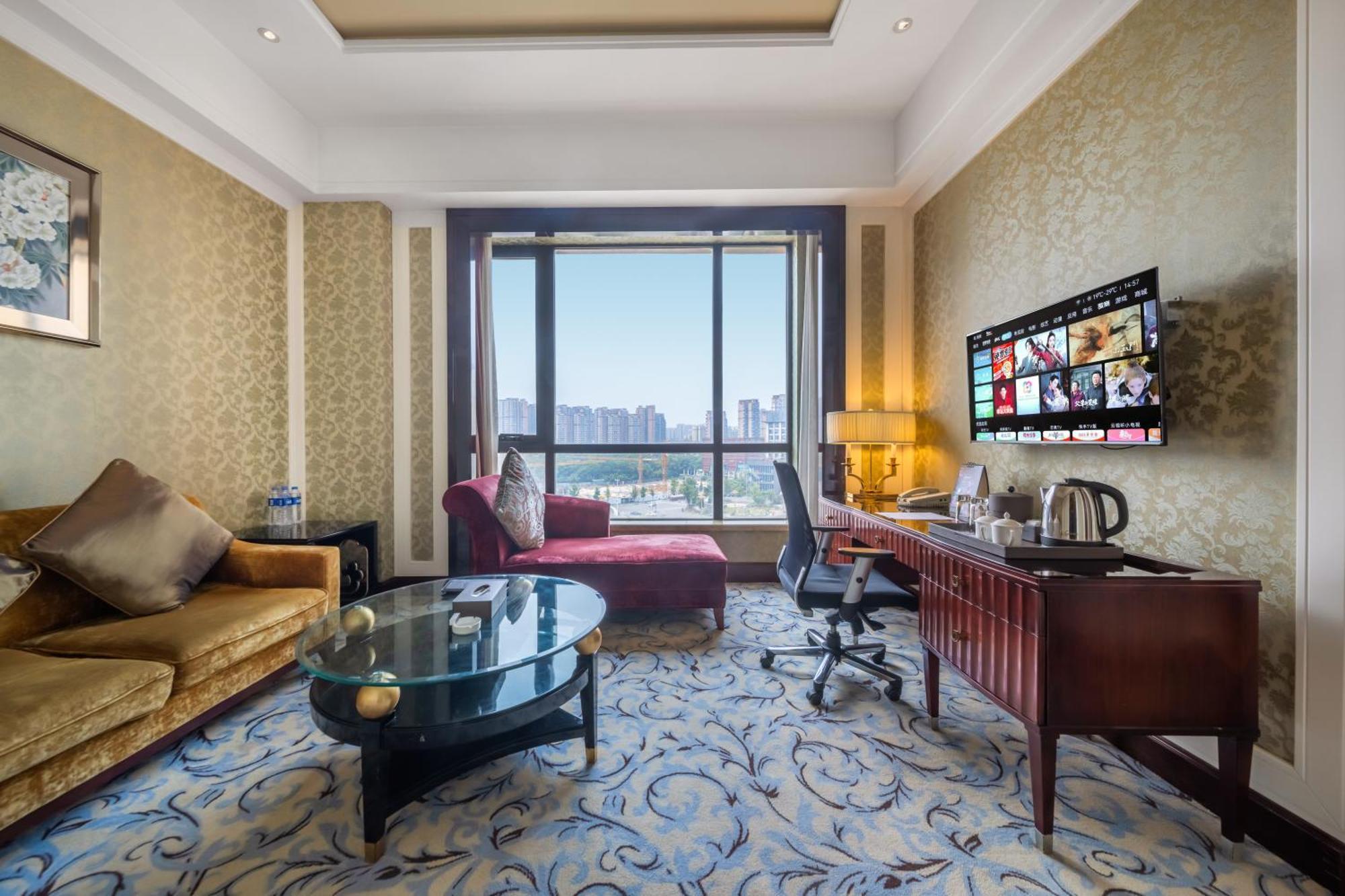 Wyndham Grand Plaza Royale Palace Chengdu Exterior photo