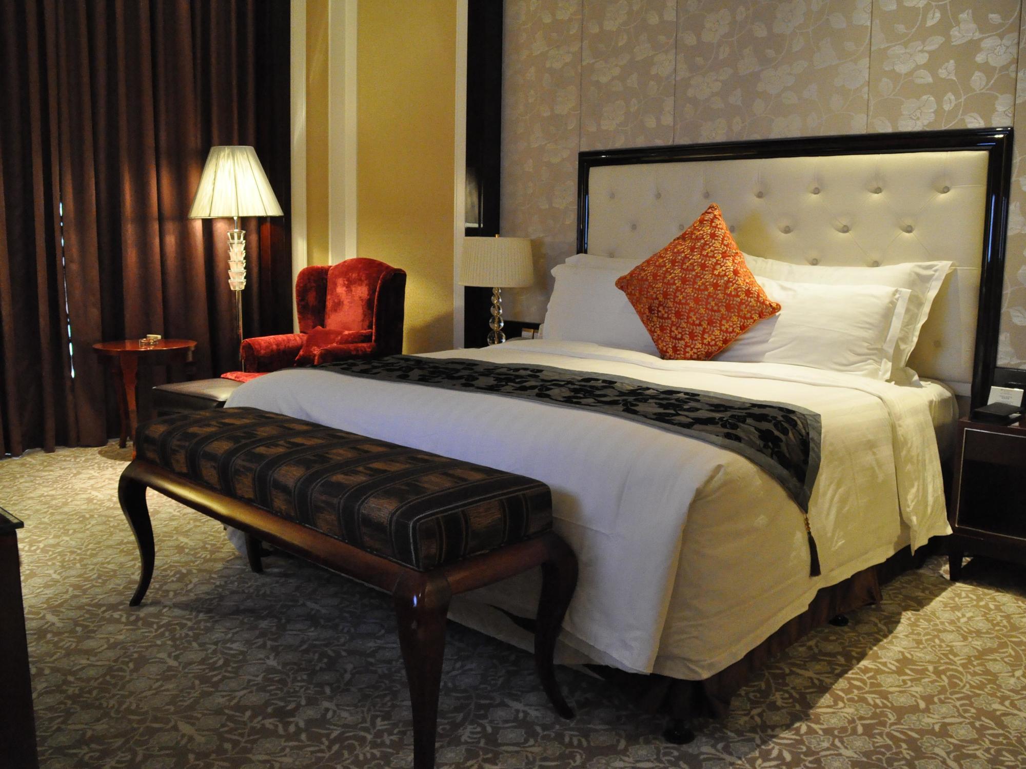 Wyndham Grand Plaza Royale Palace Chengdu Exterior photo
