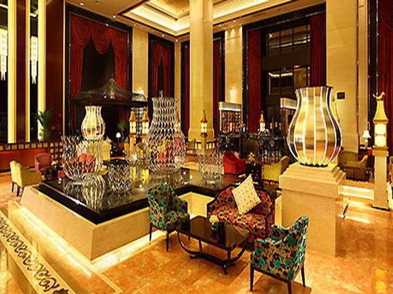Wyndham Grand Plaza Royale Palace Chengdu Exterior photo
