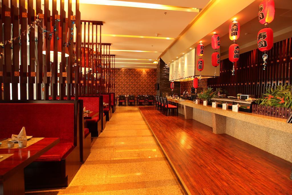 Wyndham Grand Plaza Royale Palace Chengdu Exterior photo